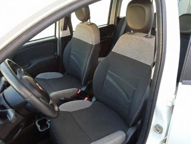 Fiat Panda 1.0 FireFly S&S Hybrid City Life - Foto 6