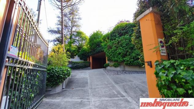 BOLOGNA – COSTA SARAGOZZA COLLI, VIA DI RAVONE - ESCLUSIVA PORZIONE SEMI-INDIPENDENTE CIELO-TERRA CON GIARDINO PRIVATO - Foto 2