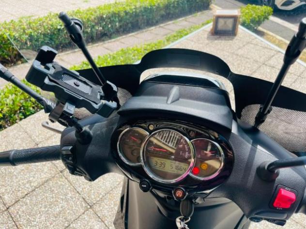PIAGGIO Beverly 300 i.e. TUTTO INCLUSO ANCHE PASSAGGIO! rif. 24054633 - Foto 2