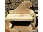 Elegante panchina in pietra leccese