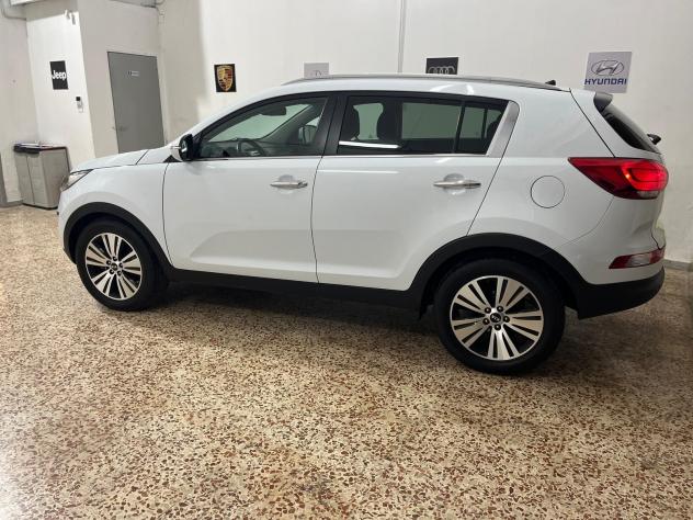 Kia Sportage 1.7 CRDI VGT 2WD Cool - Foto 8