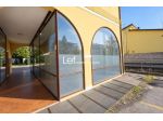LOCALE COMMERCIALE di 1 vani e di 63 mq (VILLORBA) rif. LC35A