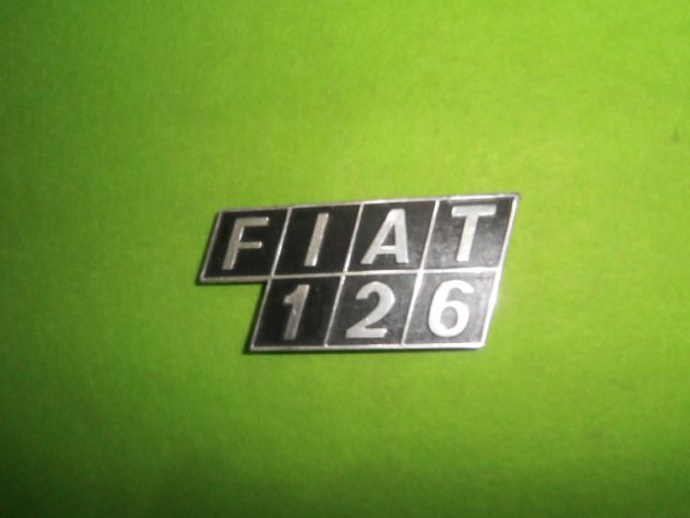 Scritta logo targhetta posteriore Fiat 126 prima serie NUOVA