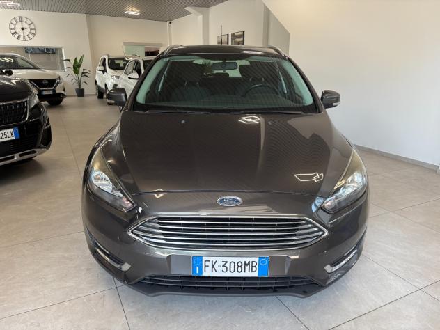Ford Focus 1.5 TDCi 120 CV Start&Stop Powershift SW ST Line - Foto 2