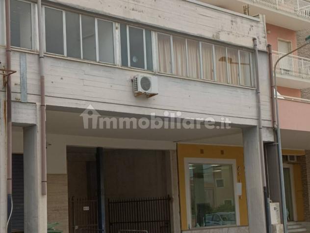 Floridia vendesi ufficio 5 vani 170 Mq - Foto 2