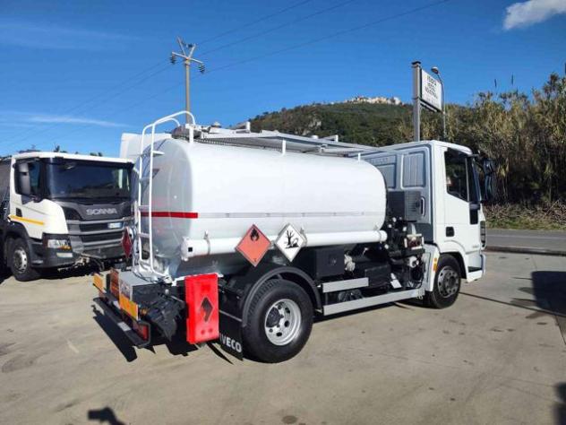 IVECO Eurocargo 100e17 cisterna carburante rif. 24148999 - Foto 5