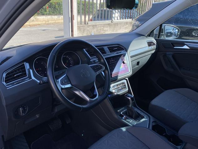 Volkswagen Tiguan Life 2.0 TDI 150CV DSG - Foto 10