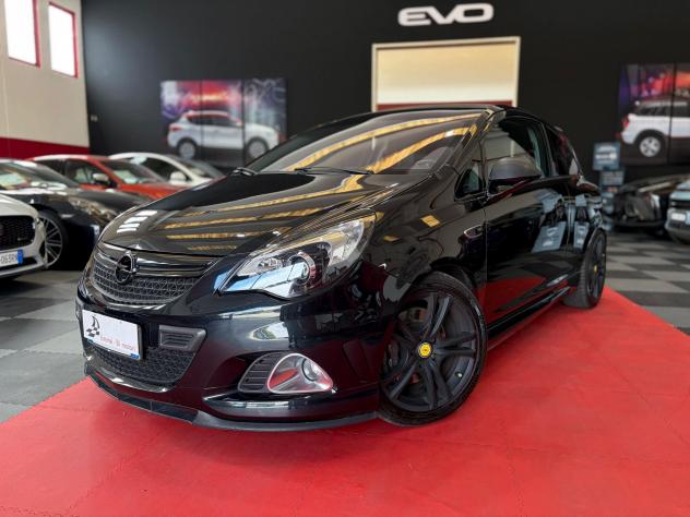 Opel Corsa 1.6 Turbo 210cv OPC Nurburgr. Ed.