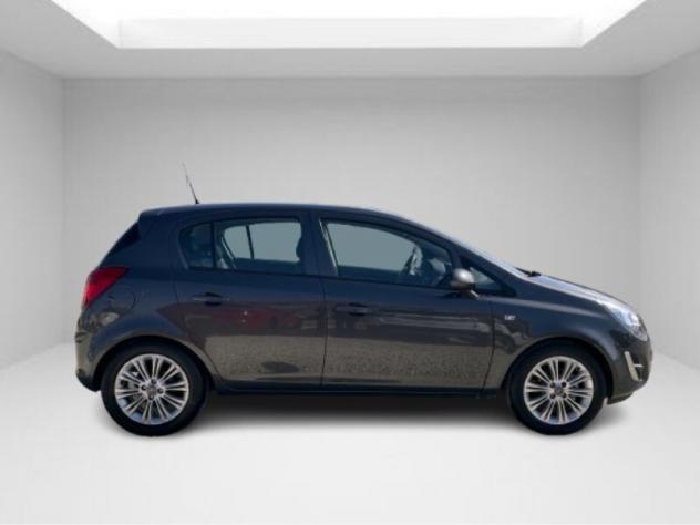 Opel Corsa 1.4 16V 5 porte Cosmo - Foto 4