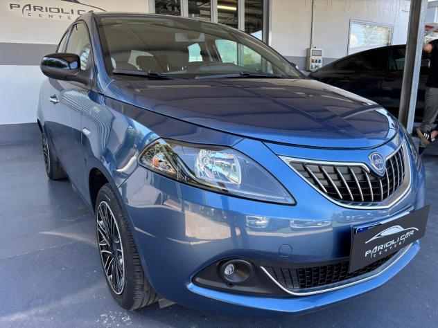 Lancia Ypsilon 1.0 FireFly 5 porte S&S Hybrid Alberta Ferretti - Foto 8
