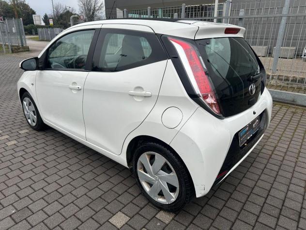 TOYOTA - Aygo - 1.0 VVT-i 69 CV 5 porte x-play - Foto 9