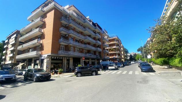 Bellissimo Negozio Angolare - Foto 2