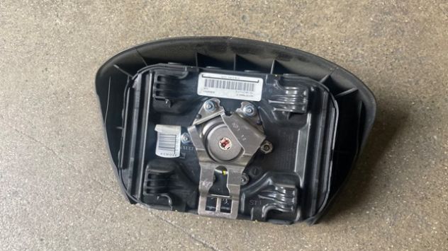 Airbag volante Renault Trafic del 2013 (8200676895) - Foto 3