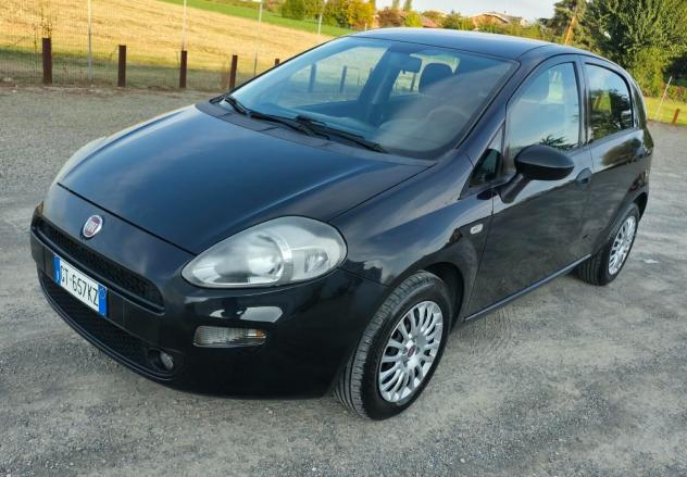 Fiat Punto 1.3 MJT II 75 CV 5 porte Lounge - Foto 2