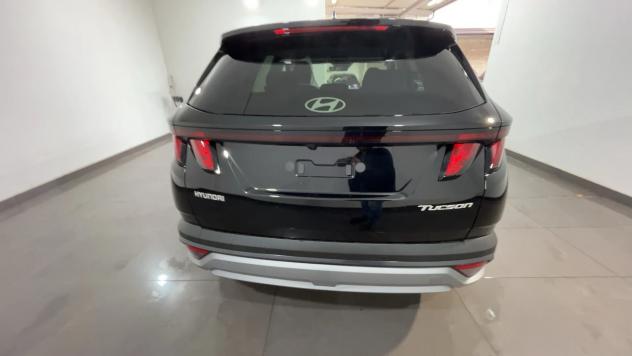 Hyundai Tucson 1.6 CRDI 48V DCT Business KM0 - Foto 6