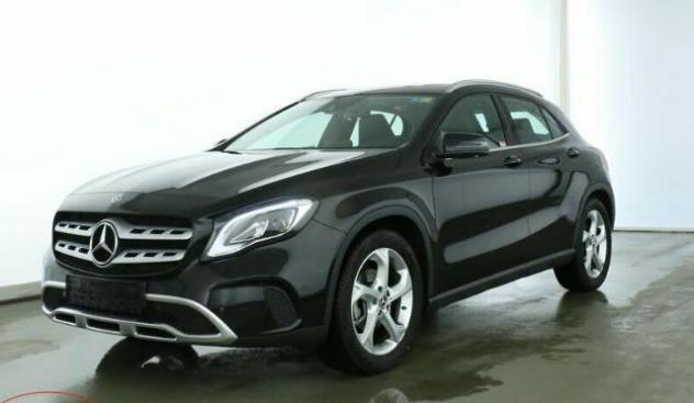 Mercedes-Benz GLA 200 VETTURA AZIENDALE KM CERTIFICATI