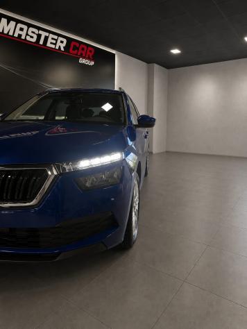 Skoda Kamiq 1.0 TSI Ambition - Foto 8