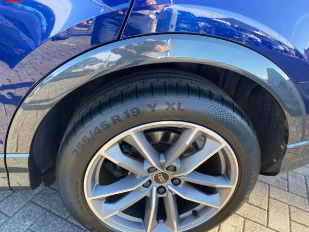 AUDI Q3 SPB 35 TFSI S tronic S line edition rif. 24117799 - Foto 8