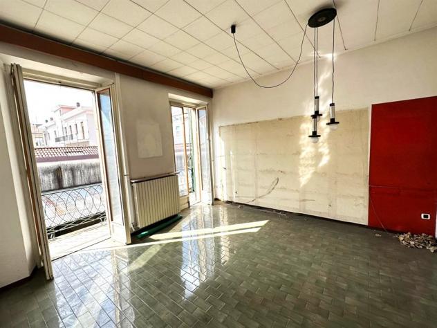 BILOCALE E TRILOCALE DA RISTRUTTURARE A LECCO Pescarenico - Foto 10