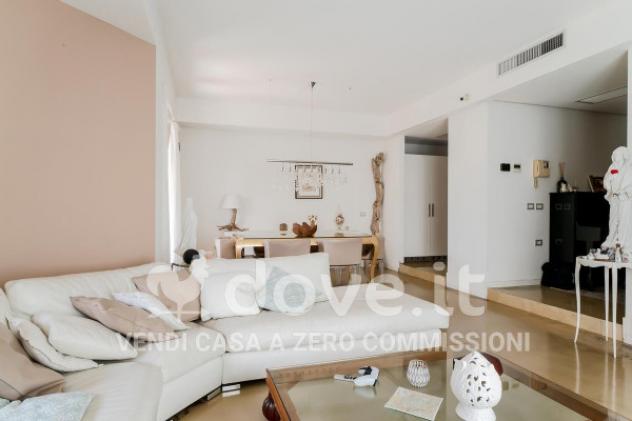 Villa di 209 m² con 3 locali e box auto in vendita a Lentate sul Seveso - Foto 11