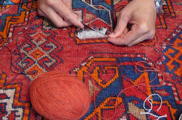 LAVAGGIO E RESTAURO TAPPETI BUJA PULIZIA TAPPETO PERSIANO BUIA - Foto 8