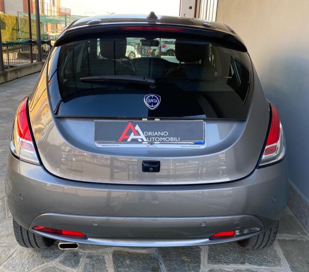 Lancia Ypsilon 1.0 firefly hybrid Platino s&s 70cv - Foto 4