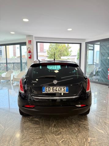 Lancia Delta 1.6 MJT DPF Oro - Foto 3