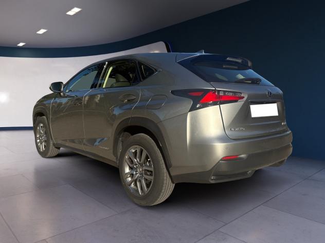 Lexus NX Hybrid 300h Executive 4WD - Foto 5