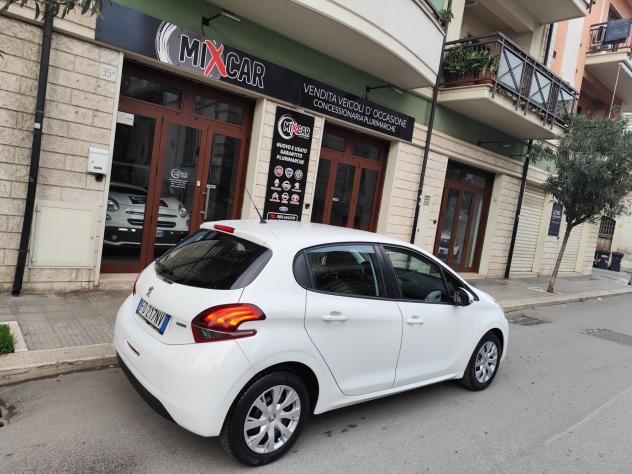 Peugeot 208 BlueHDi 75CV DIESEL ACTIVE - Foto 6