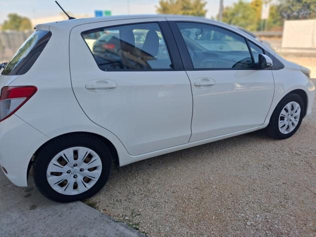 Toyota Yaris 1.0 GPL - Foto 5