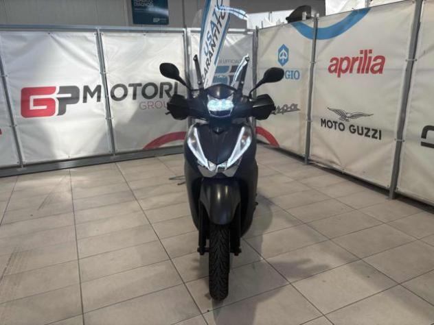 HONDA SH 300 i Black edition rif. 23914865 - Foto 9