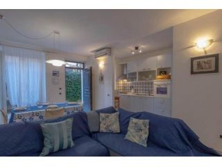 Appartamento in affitto a Viareggio 75 mq  Rif: 1402711