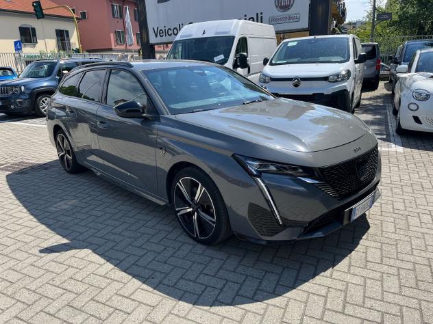 Peugeot 308 GT PureTech 130 EAT8 S&S SW - Foto 3