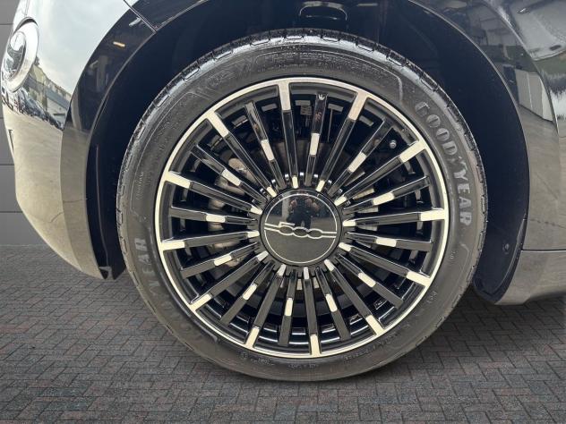 FIAT 500 IV 2020 - 1.0 hybrid Icon - Foto 6