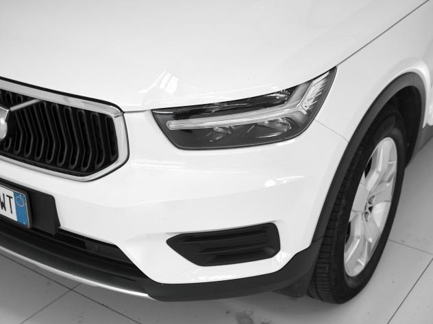 Volvo XC40 D3 AWD Geartronic Momentum - Foto 5