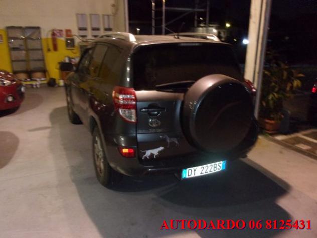 TOYOTA RAV 4 MY23 RAV4 2.2 D-4D 150 CV DPF Luxury rif. 24199285 - Foto 6