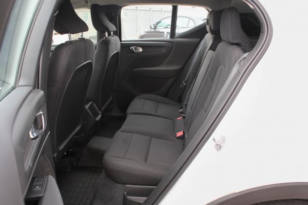 Volvo XC40 T2 automatico Essential - Foto 10