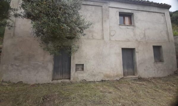 CASALE CON TERRENO IN CAMPAGNA - Foto 9