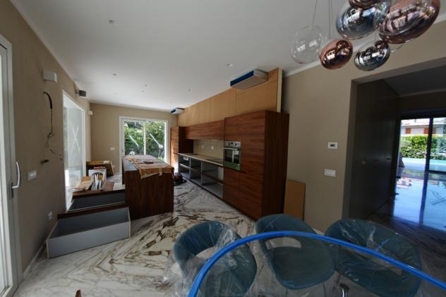 VILLA di 8 vani e di 320 mq (PIETRASANTA) rif. MP888 - Foto 9