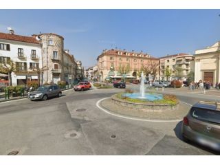 GIAVENO AMPIO QUADRILOCALE CON GIARDINETTO PRIVATO
