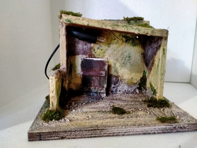 Si realizzano presepi e Natività fi varie dimensioni su richiesta