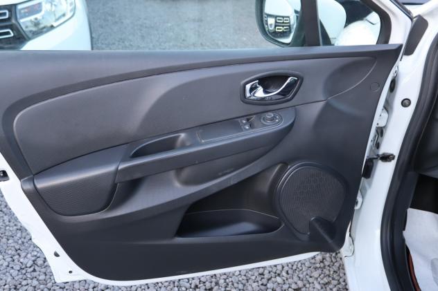 Renault Clio 1.5 dCi 8V 75CV 5 porte Costume National - Foto 9