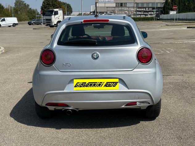 Alfa Romeo MiTo 1.4 T 155 CV Distinctive Sport Pack - Foto 6