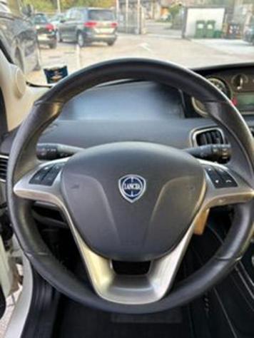LANCIA Ypsilon 0.9 TwinAir 85 CV 5 porte S&S DFN Gold rif. 24153477 - Foto 8