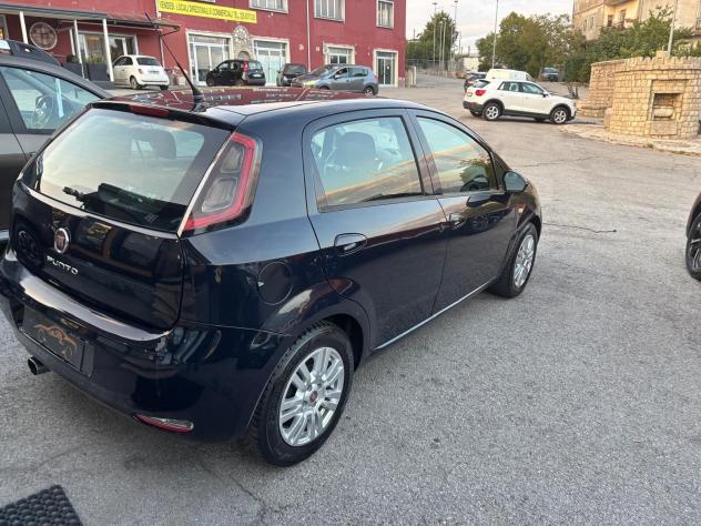 Fiat Punto 1.3 MJT II 75 CV 5 porte Lounge - Foto 6
