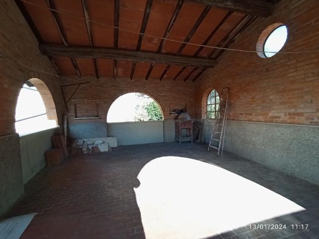 CASA SEMI INDIPENDENTE di 8 vani e di 120 mq (CAMAIORE) rif. 093 - Foto 4