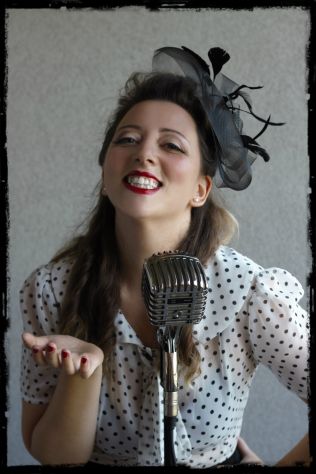 Lezioni di canto moderno - Foto 3