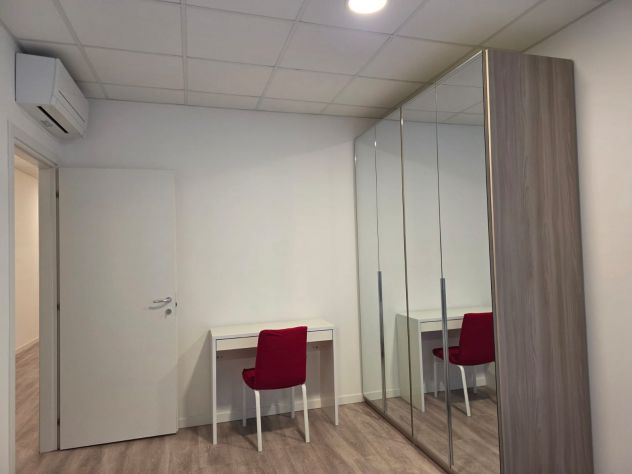 STANZA SINGOLA ZONA BICOCCA PER STUDENTI O STAGISTI - Foto 3