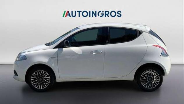 Lancia Ypsilon 1.0 firefly hybrid Gold s&s 70cv - Foto 2