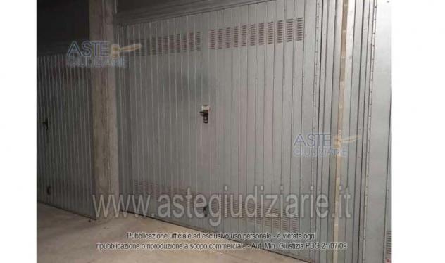 IMMOBILI-IMMOBILE COMMERCIALE-Via Novarina n. 4